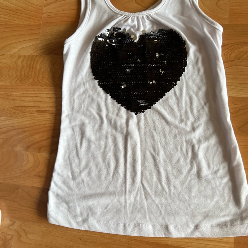 No brand size on the picture